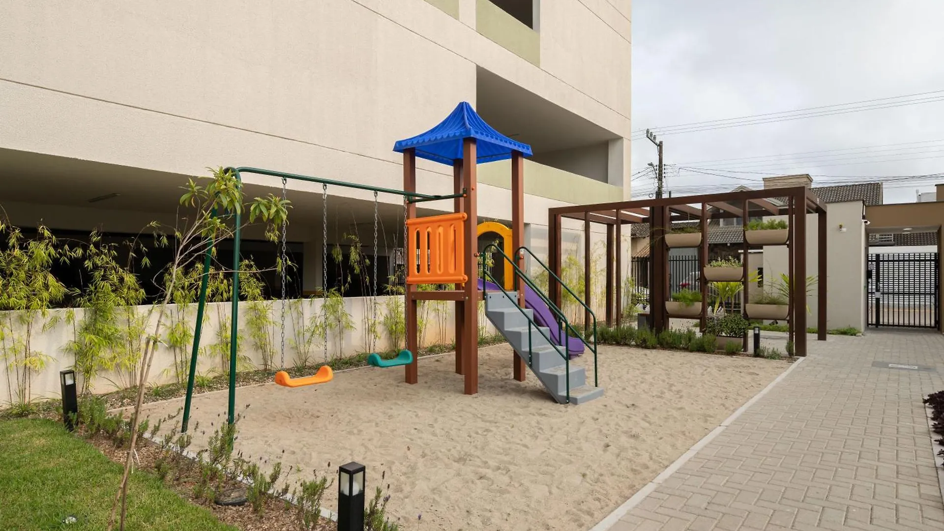 Piçarras Aptos Com 2 Quartos Piscina Churrasqueira Wi-Fi Ar Condicionado Vaga De Garagem A 500M Praia Ideal Para Familias Ou Amigos Reserve Agora 0*,  ברזיל