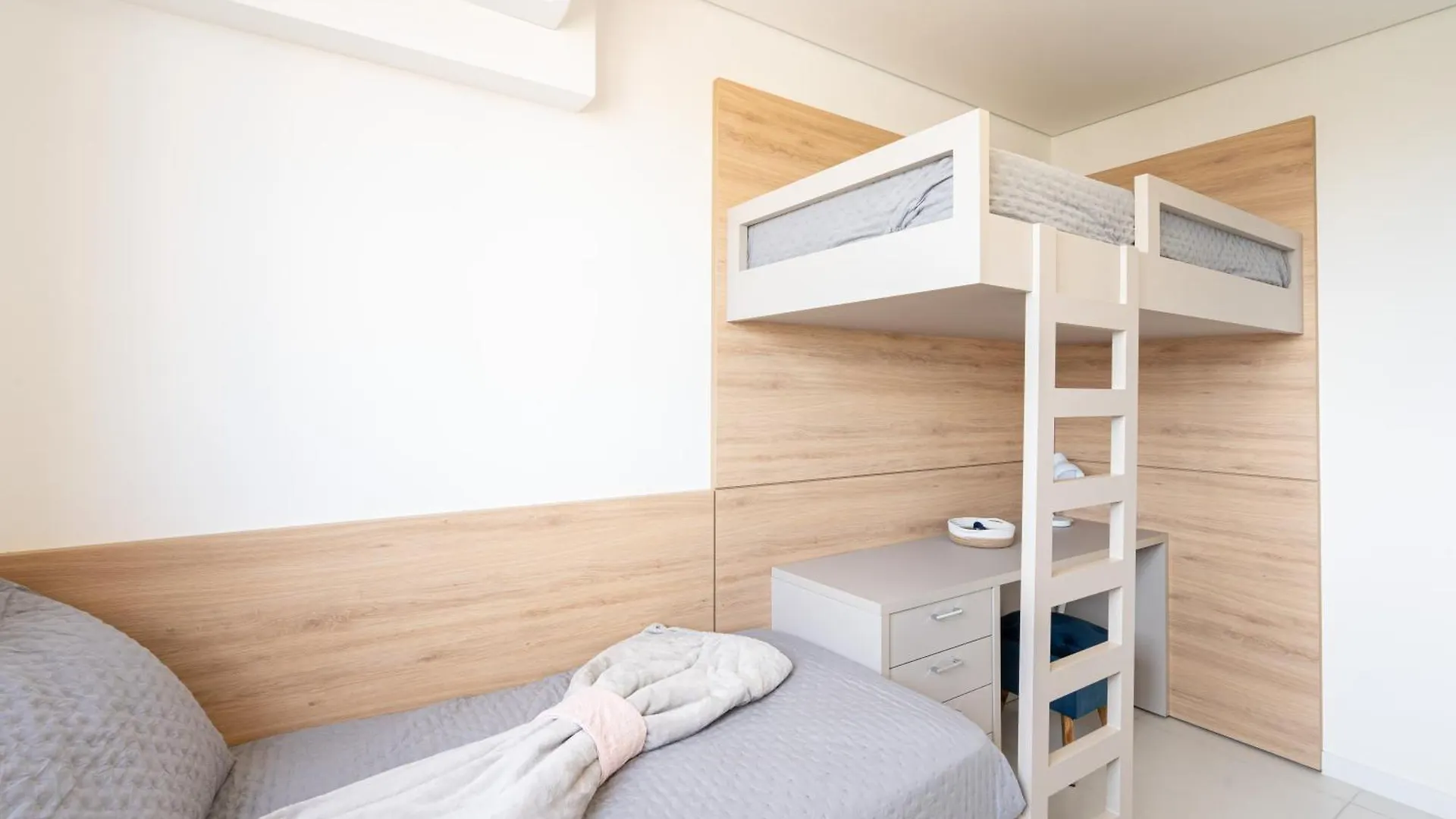 דירה Piçarras Aptos Com 2 Quartos Piscina Churrasqueira Wi-Fi Ar Condicionado Vaga De Garagem A 500M Praia Ideal Para Familias Ou Amigos Reserve Agora